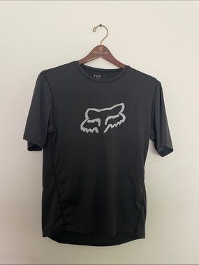 Fox Men's Black Short Sleeve Athletic Tee with Silver Logo